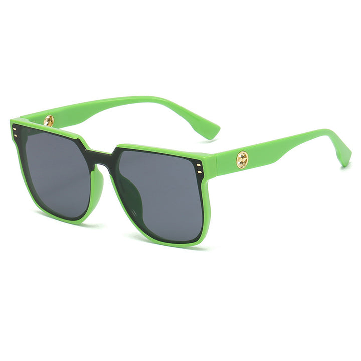 Women striking sunglasses with a distinctive geometric frame Stornfield