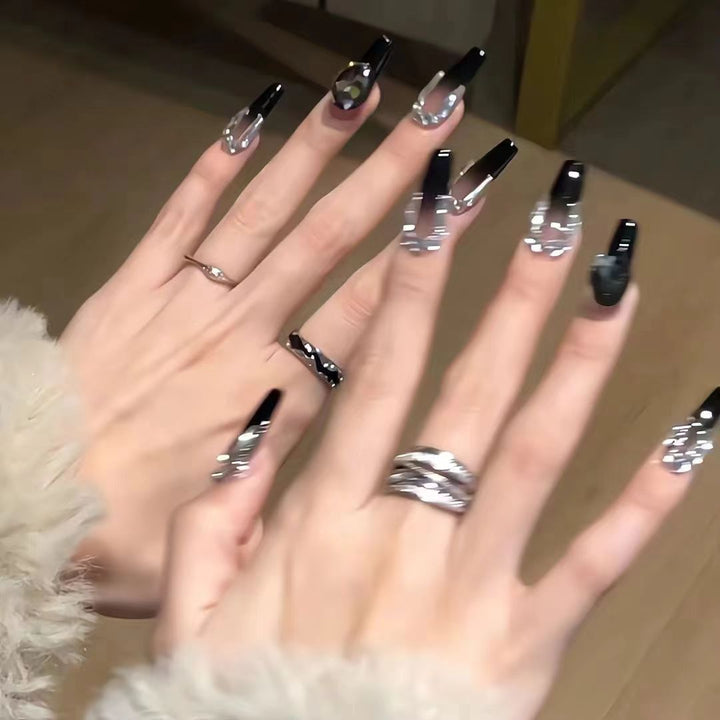 Artistic Floral-Embellished Press-On Nail Art Stornfield
