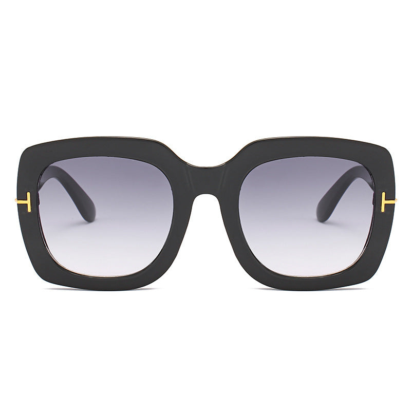 Oversized Fashion Sunglasses with Gradient Lenses Stornfield