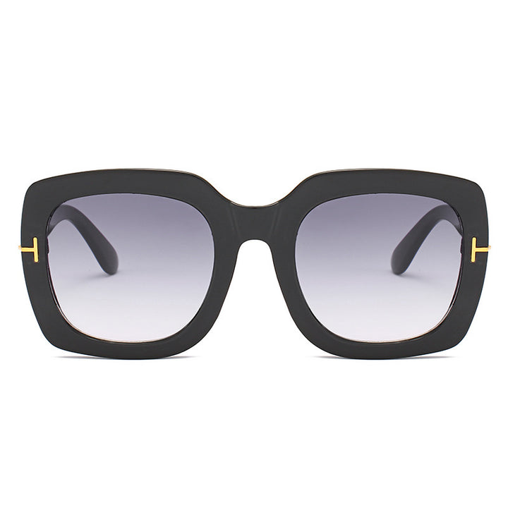 Oversized Fashion Sunglasses with Gradient Lenses Stornfield