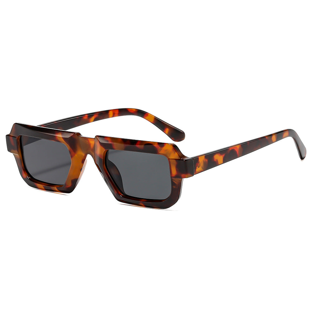 Women’s fashionable sunglasses in trendy tortoiseshell design Stornfield