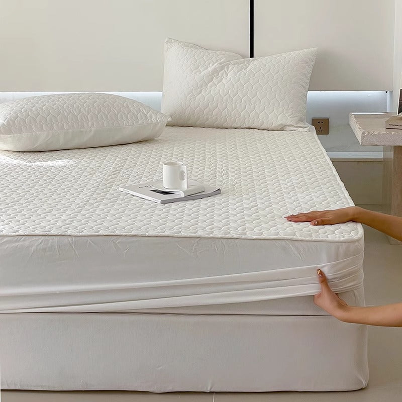 Quilted Fitted Mattress Protector Pad with Deep Pocket and Breathable Microfiber Top