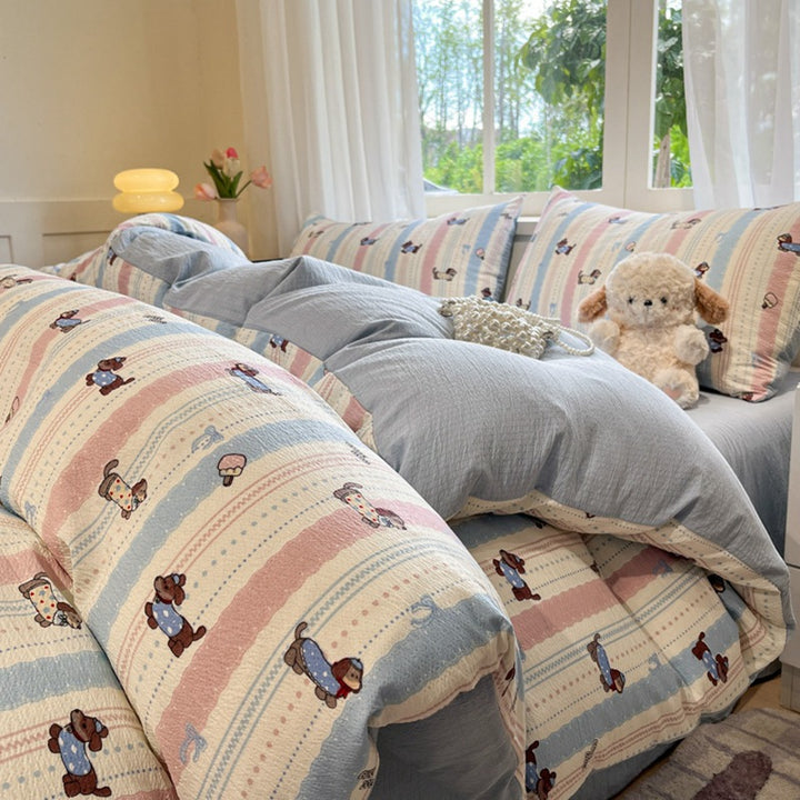 Lightweight Decorative Bedding Set