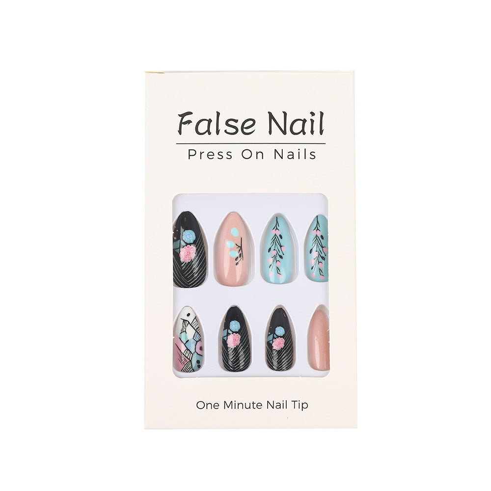 Artificial nails with floral accents Stornfield