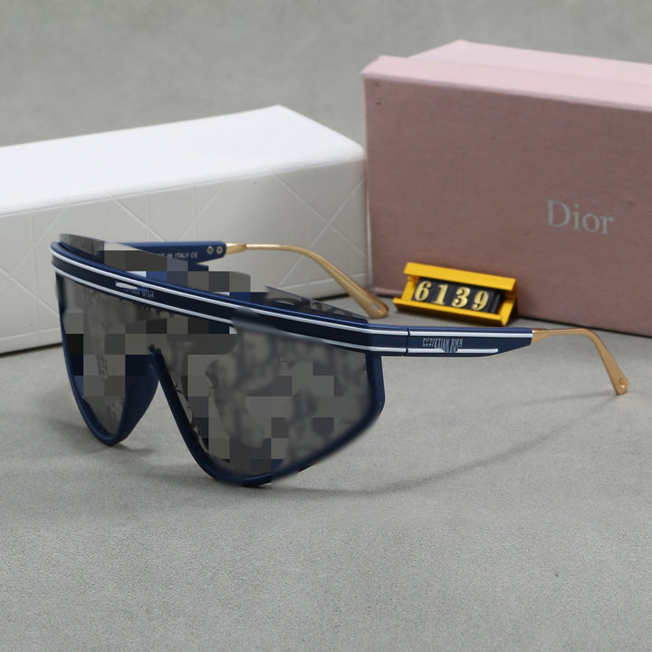Ladies Cat-Eye Sunglasses with Modern Design Stornfield