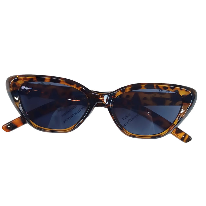 Retro Inspired Cat-Eye Sunglasses Stornfield