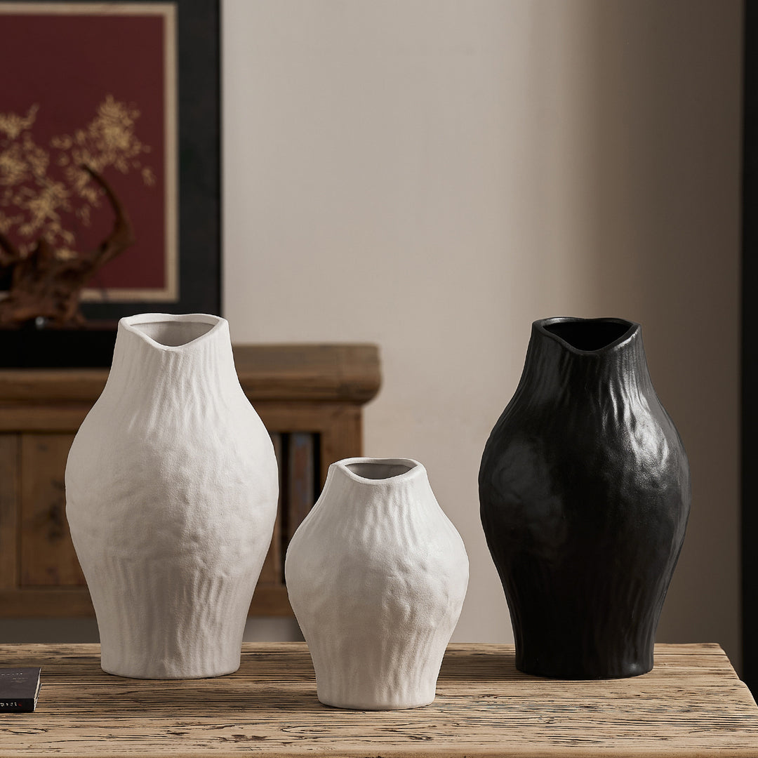 Elegant and modern ceramic vase Stornfield