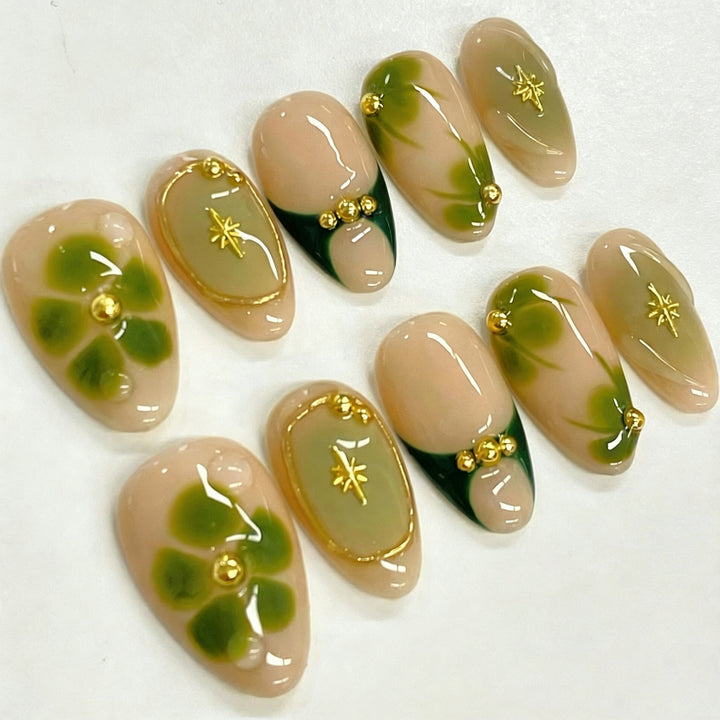 Artificial nail set with filigree floral accents Stornfield