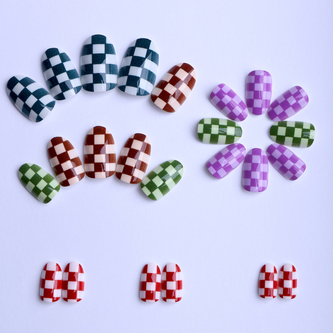 Artificial Nails in Modern Checkerboard Design Stornfield