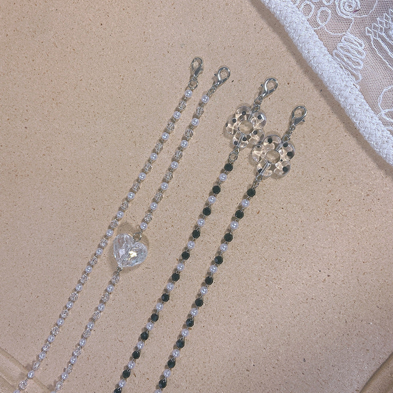 Elegant jewelry necklace with heart-shaped pendants Stornfield