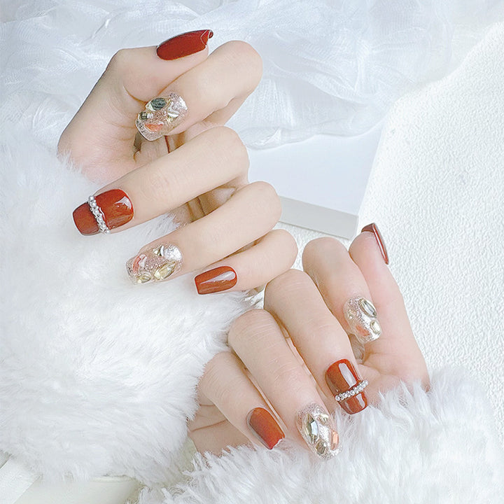 Handmade Press-On Nail Set Stornfield
