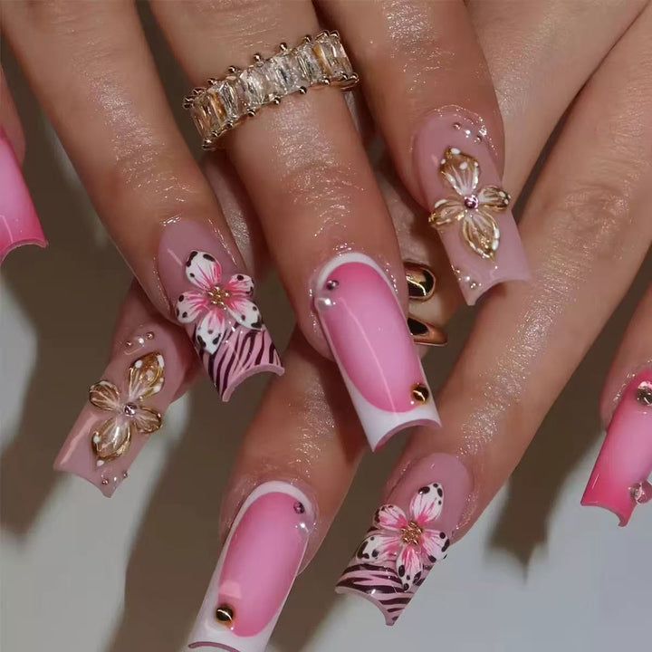 Decorative 3D Floral Nail Art Extensions Stornfield
