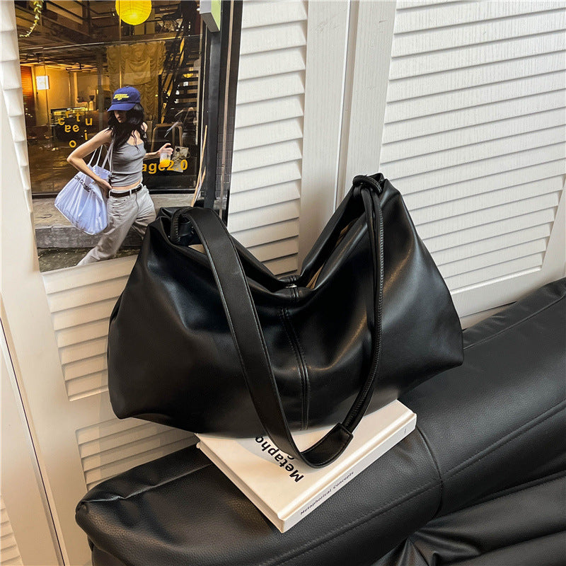 Soft Leather Slouchy Shoulder Bag