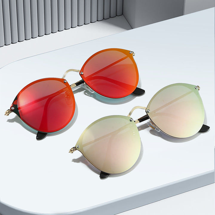 Trendy Round Sunglasses In Elegant Design Stornfield