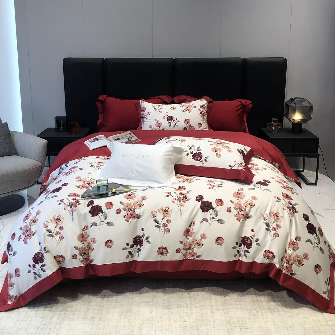 Bedding set with floral printed edge and contrasting hem Stornfield