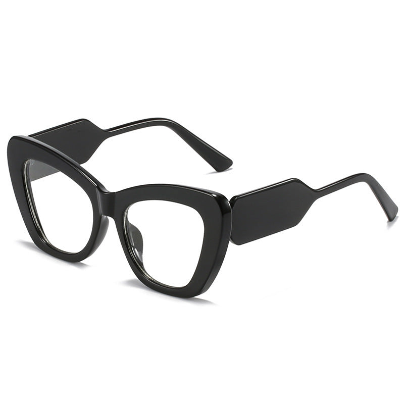 Fashion-Forward Geometric Frame Sunglasses Stornfield