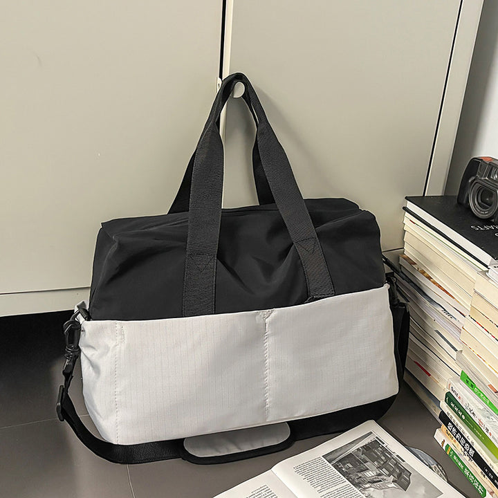 Sporty multifunctional travel bag with large storage space Stornfield