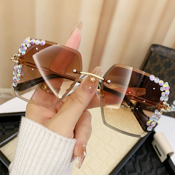 Ladies sunglasses with extravagant rhinestone frame Stornfield