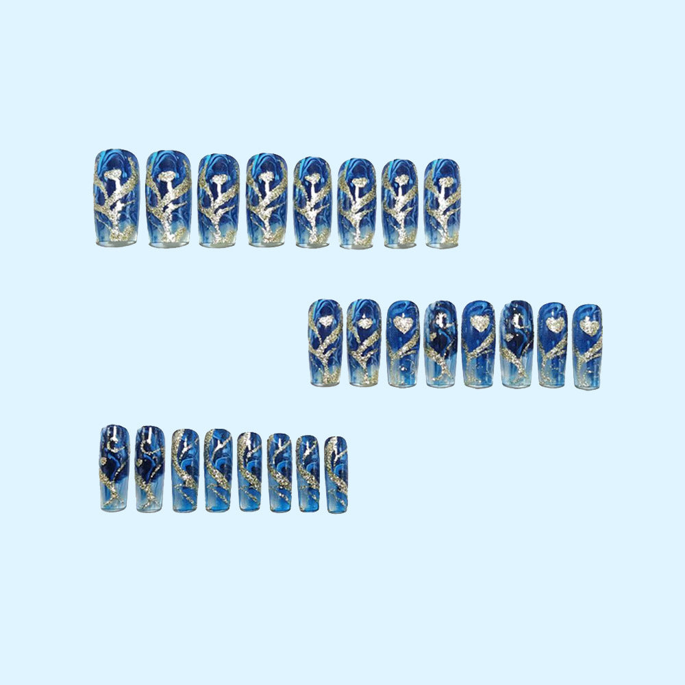 Nail set with floral designs Stornfield