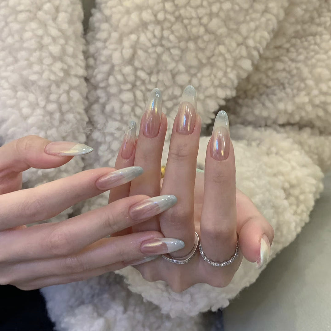 Premium Artificial Nails with Elegant Ombre Effect Stornfield