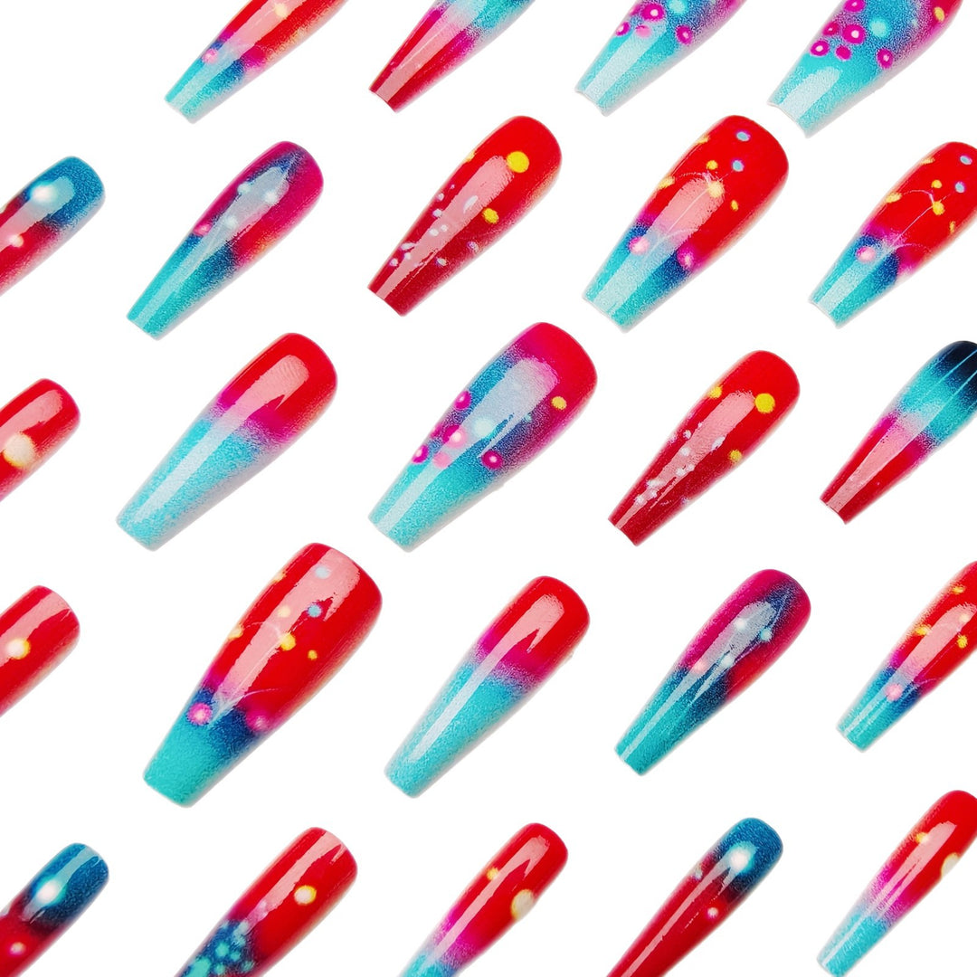 Artificial nails with luminous gradient design Stornfield
