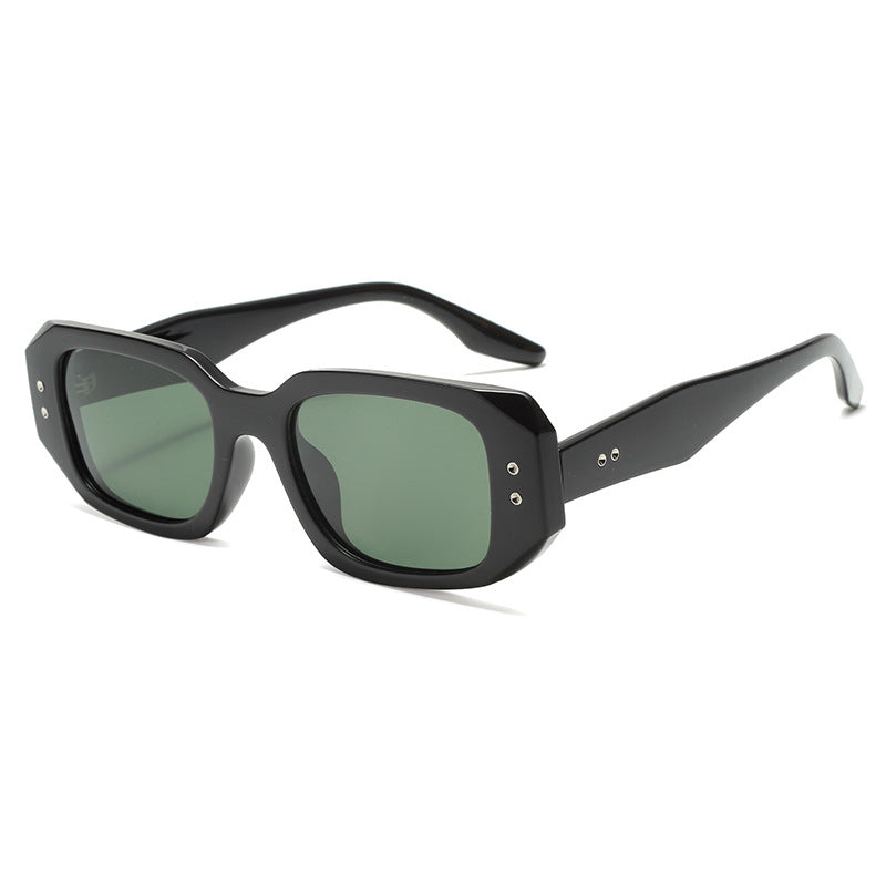 Ladies fashionable oversized sunglasses with stylish frame and UV protection Stornfield