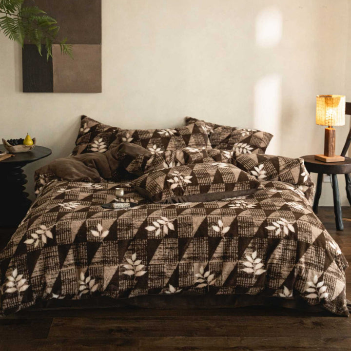 Plush Reversible Floral Fleece Duvet Cover and Pillowcase Set