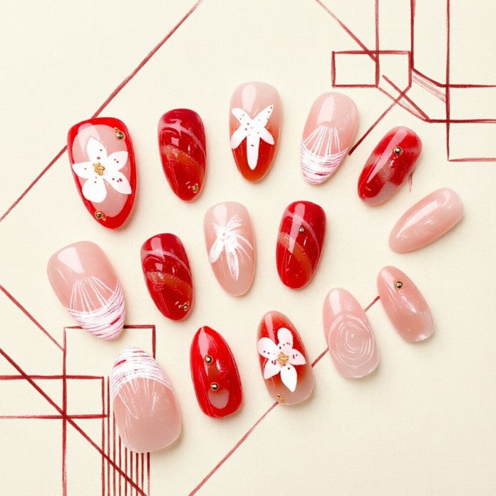 Artificial nails with floral designs Stornfield