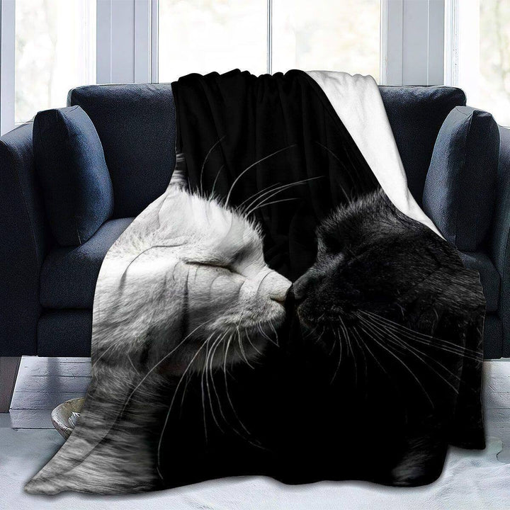 Artistic Cat-Themed Fleece Blanket