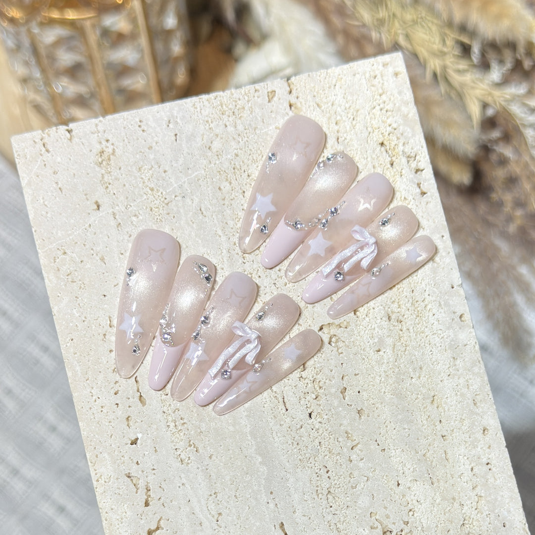 Elegant Starry Inspired Press-On Nail Art Set Stornfield
