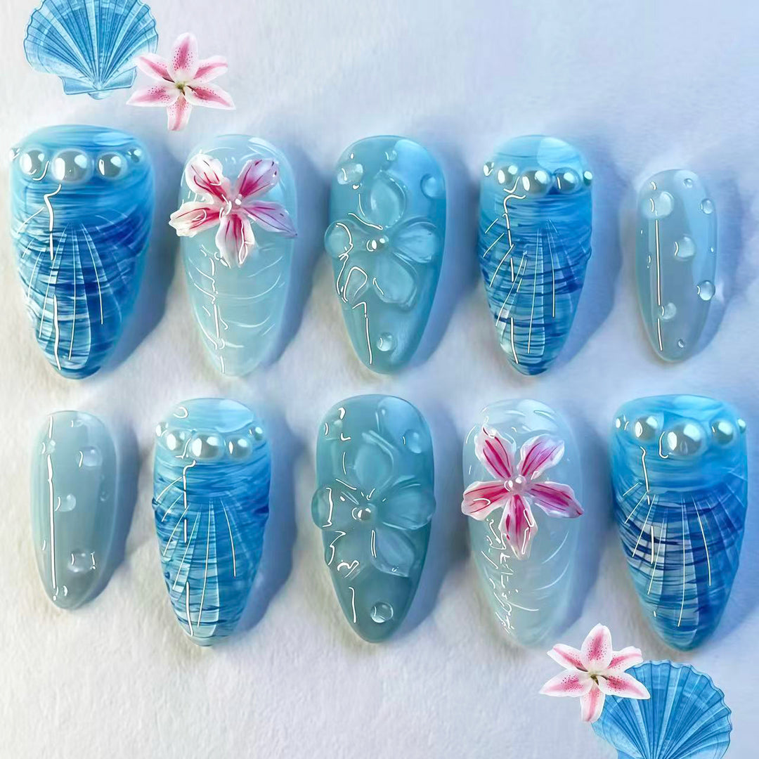 Coastal-Inspired Decorative Press-On Nail Art Set
