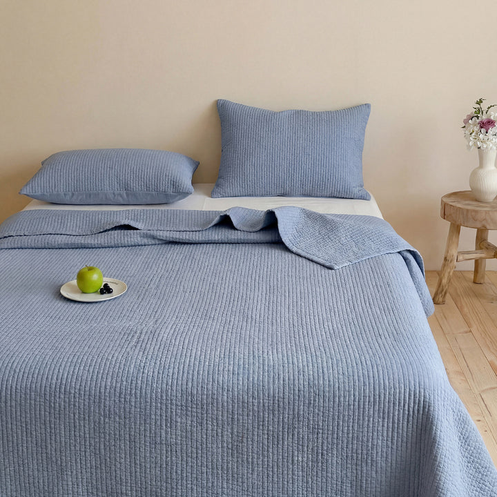 Quilted cotton bedspread set with fine linear stitching