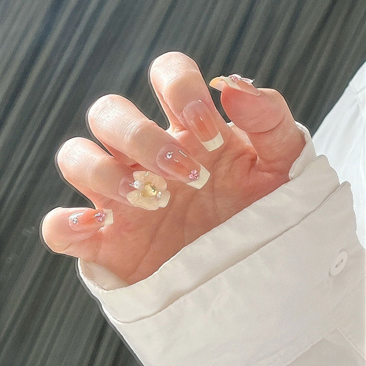 Elegant Nail Care Stornfield