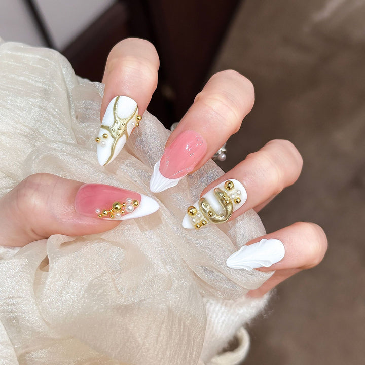 Glamorous Decorative Press-On Nails
