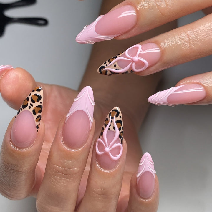 Acrylic Nail Set with Creative Leopard and Bow Accents Stornfield