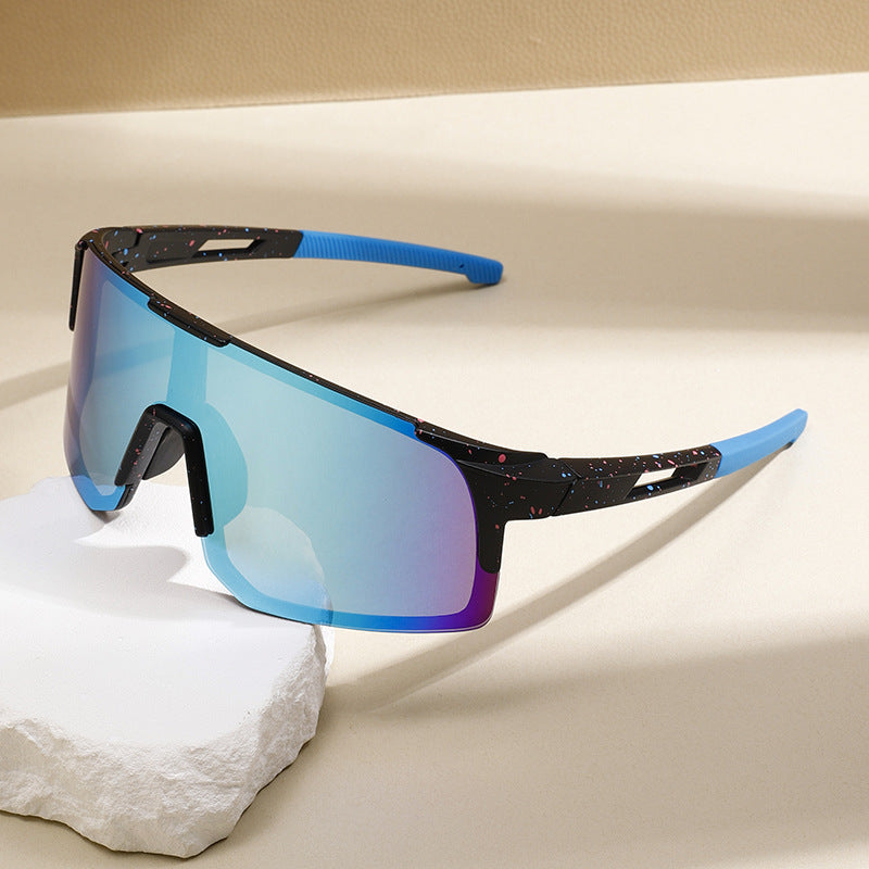 Unisex nan sporty wraparound sunglasses with polarized lenses, high UV protection and non-slip nose pad Stornfield