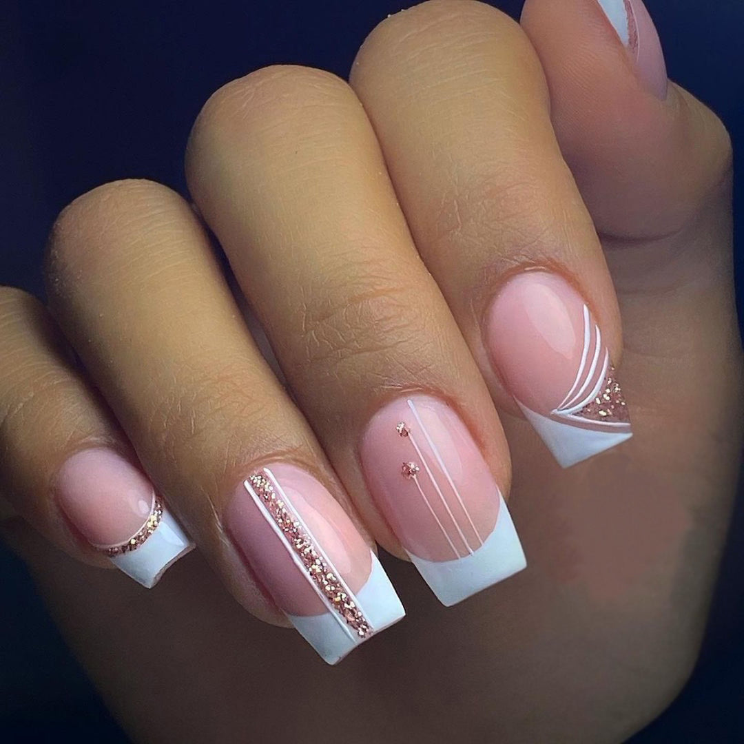 Elegant French Tip Press-On Nail Art Set Stornfield