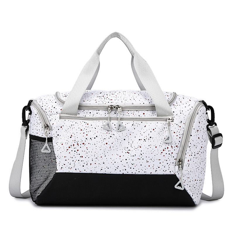 Sporty leisure bag with durable material and innovative compartment design Stornfield