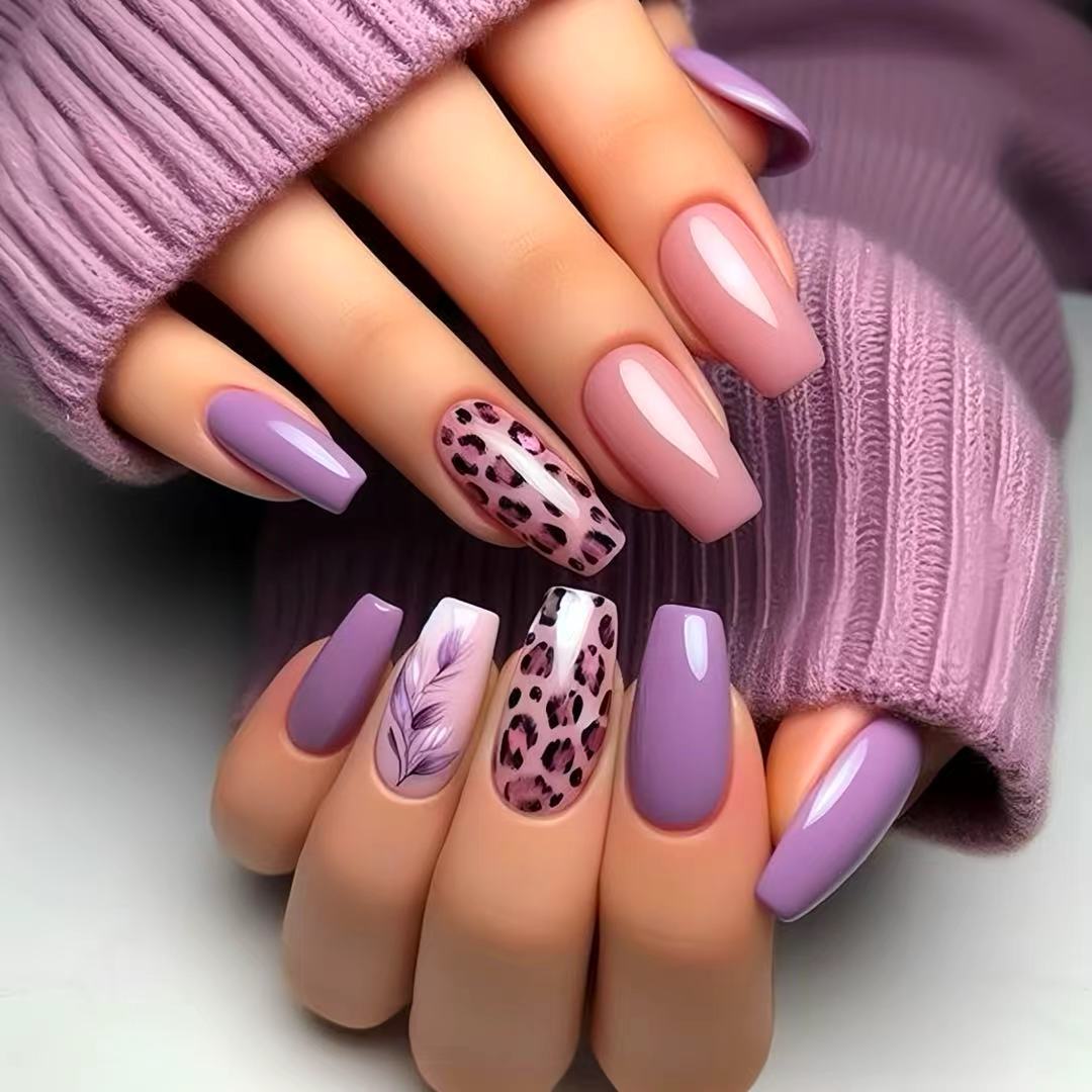 Stylish Patterned Press-On Nail Set Stornfield