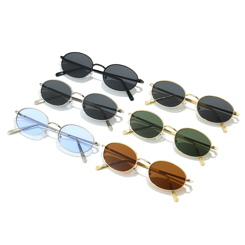 Women's Retro-inspired Sunglasses Stornfield