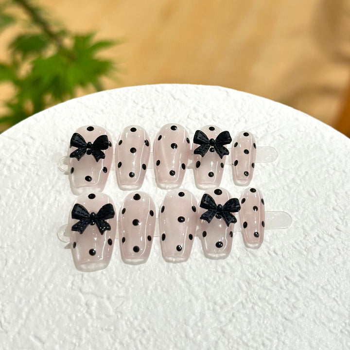 Decorative Press-On Nail Set with Bow Accents