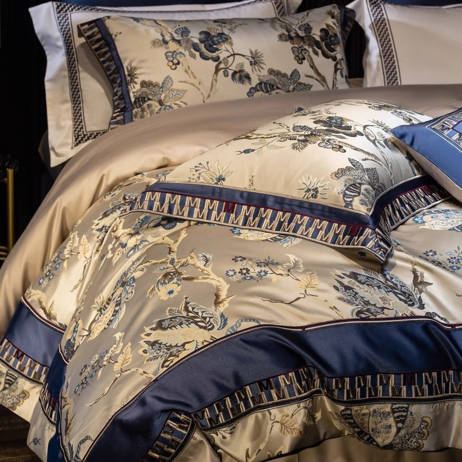 Satin-Jacquard Luxury Duvet Cover Ensemble with Floral Brocade, Piped Sateen Border and Decorative Pillow Shams