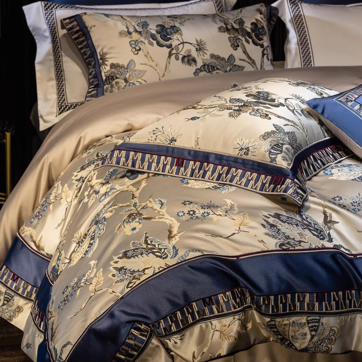 Satin-Jacquard Luxury Duvet Cover Ensemble with Floral Brocade, Piped Sateen Border and Decorative Pillow Shams