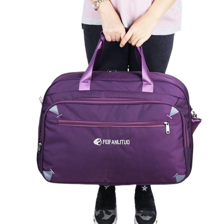 Sports bag with versatile storage space and durable outer material Stornfield