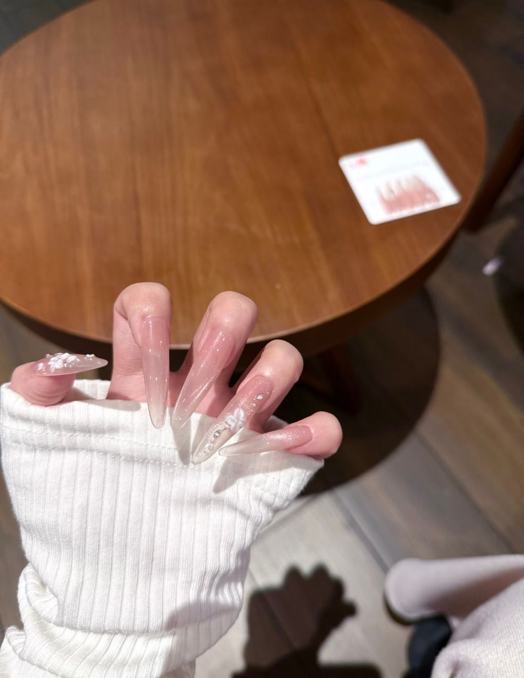 Artistic Crystal-Embellished Nail Art Set
