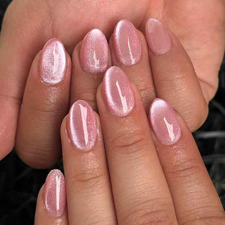 Sparkling Nail Art with elegant high-gloss finish Stornfield