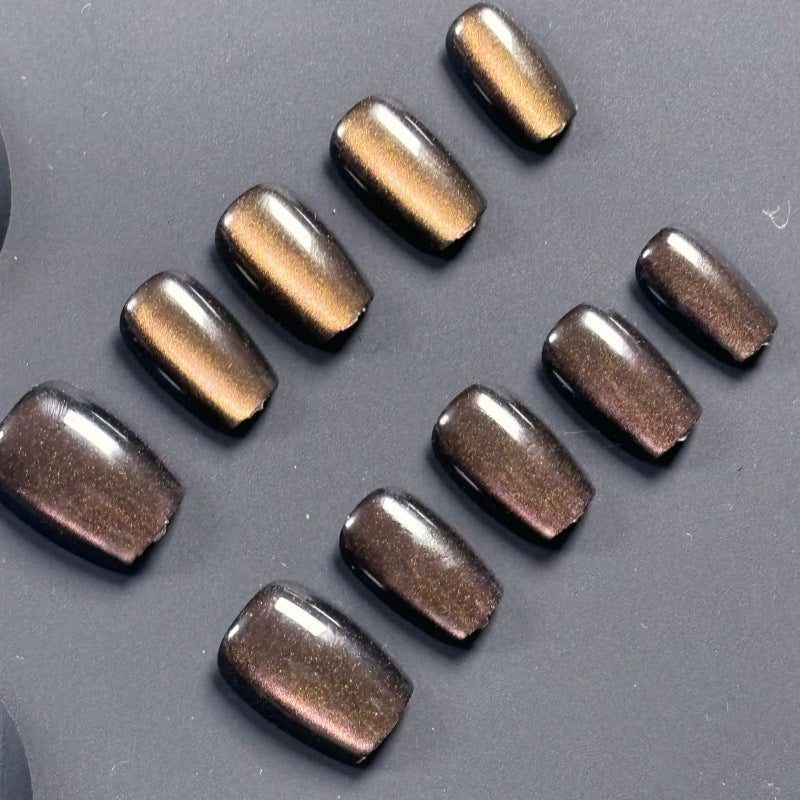 Artificial nails with shimmering metallic finish Stornfield