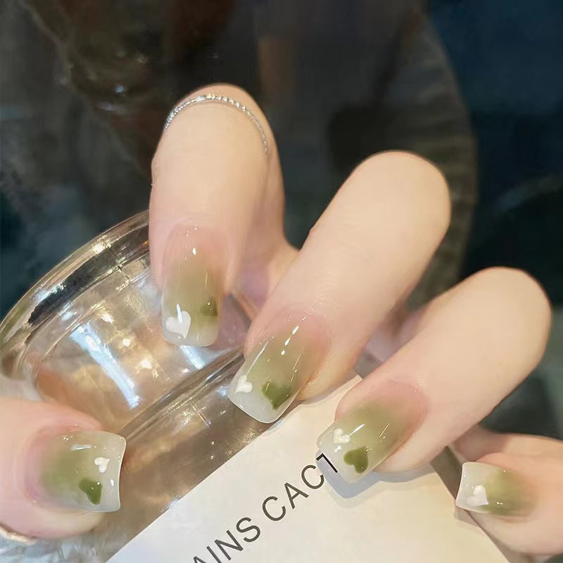 Stylish heart and ombre design artificial nails Stornfield