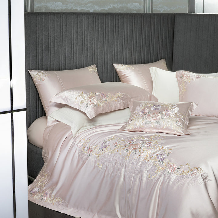 Embroidered satin bedding set with luxury appliqués