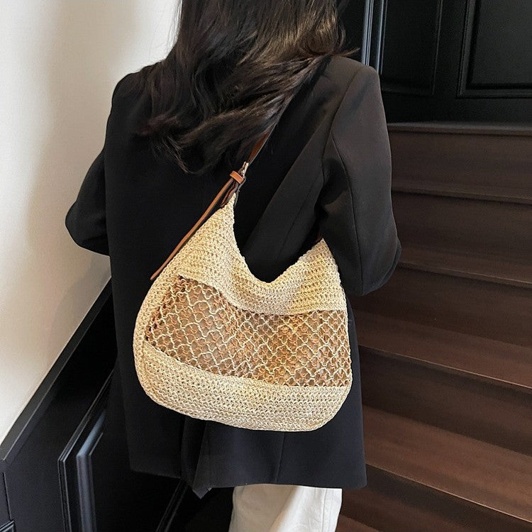 Shoulder bag made of high-quality natural material with woven design Stornfield